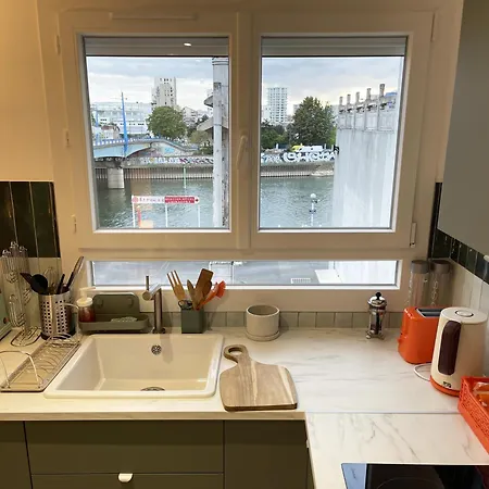 3 Pieces Avec Balcon, 10 Minutes Paris